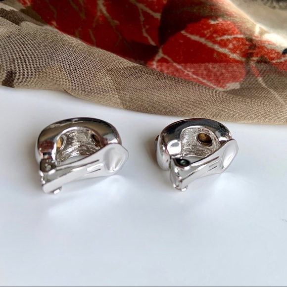 ๐๏ธ๐๏ธ Vintage amber half hoop clip earrings - Picture 2 of 6